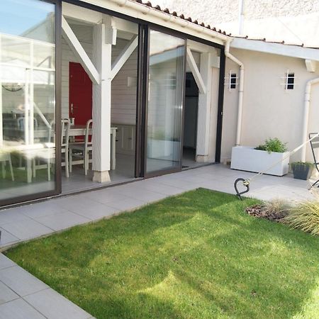 Le Clos Des Amoureux Villa Valence-sur-Baïse Екстериор снимка