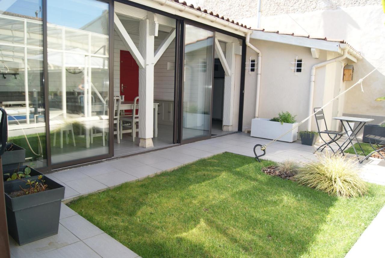 Le Clos Des Amoureux Villa Valence-sur-Baïse Екстериор снимка